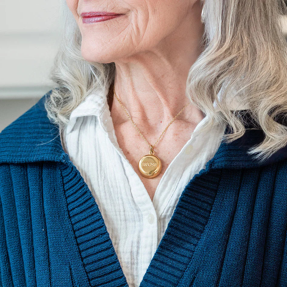 MOM Necklace