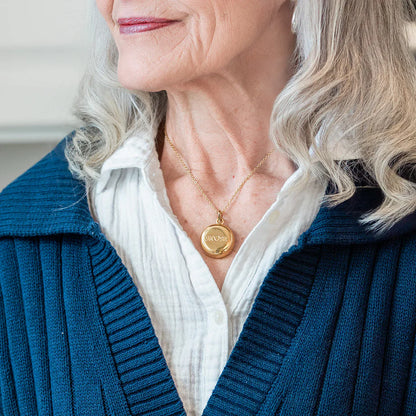 MOM Necklace